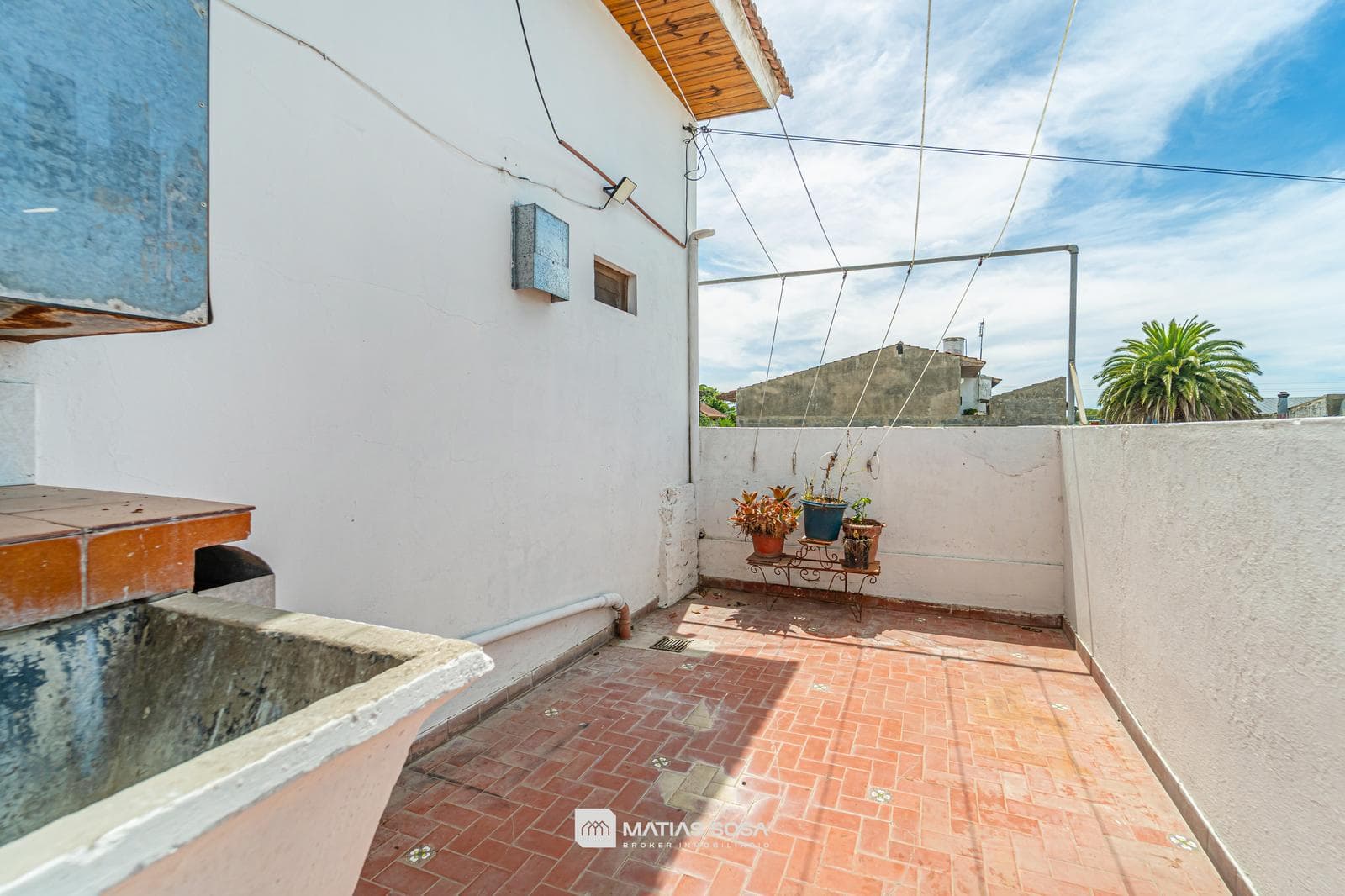 For Sale - 3-room apartment - Patio - Qualifies for financing