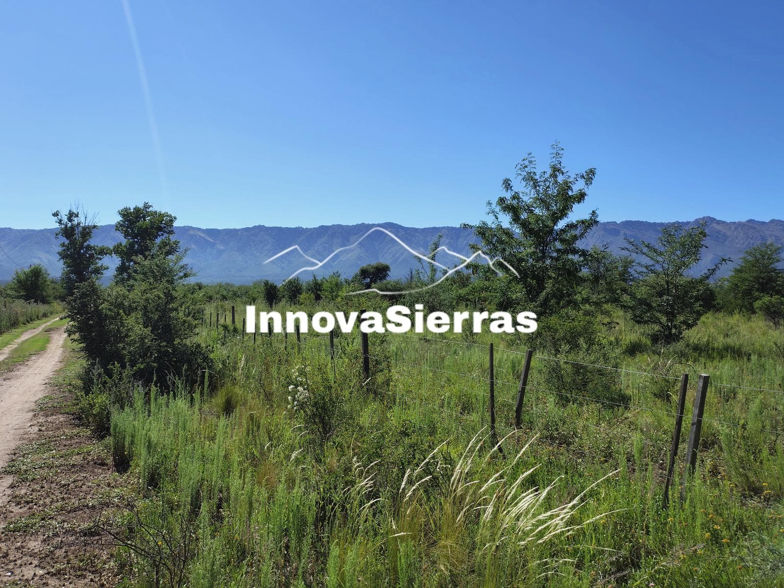 Lots with Sweeping Views of the Mountains | Las Calles, Nono | 9,000 m² and 1.5 ha | Deed