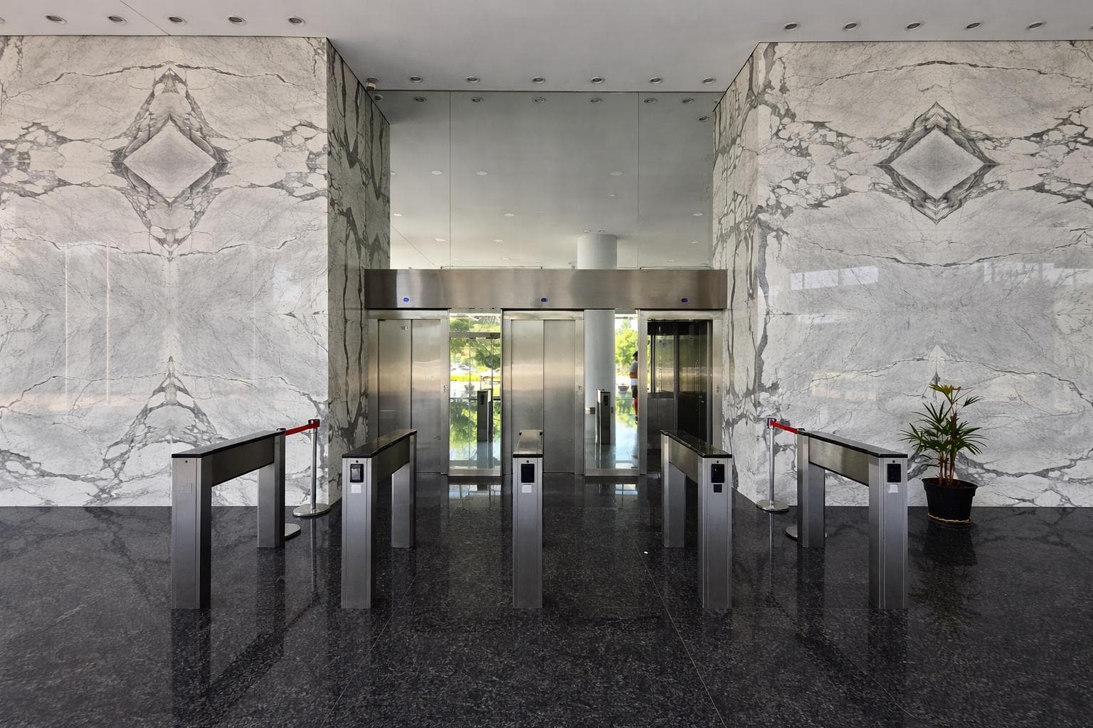 Alq Office in Torres de Tigre, Tigre, Greater Buenos Aires. Northern Zone: 277 square meters