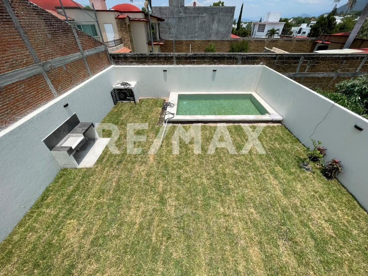 New House for Sale in the Real de Oaxtepec Subdivision