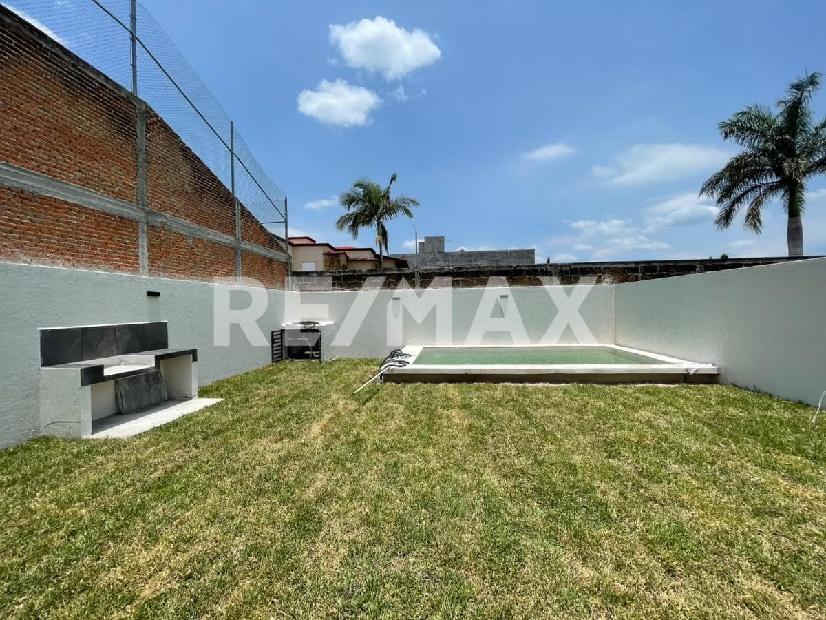 New House for Sale in the Real de Oaxtepec Subdivision