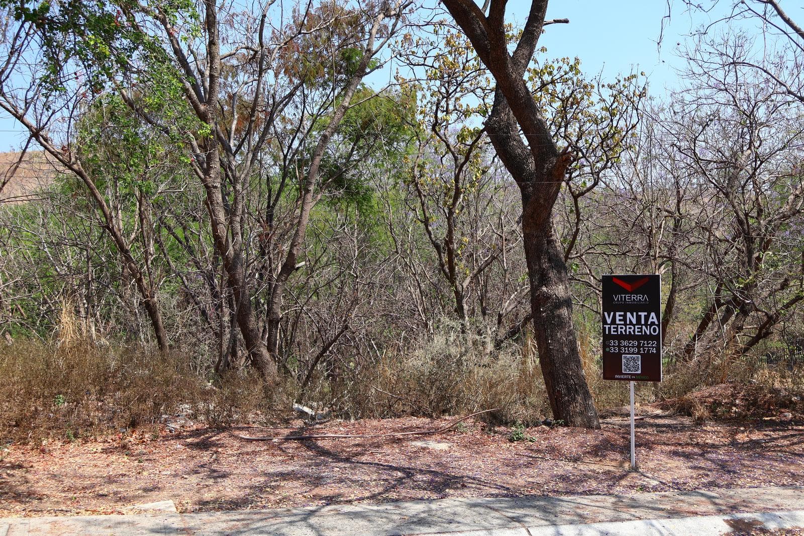 Land for sale in the Las Cañadas subdivision, Zapopan, Jalisco.