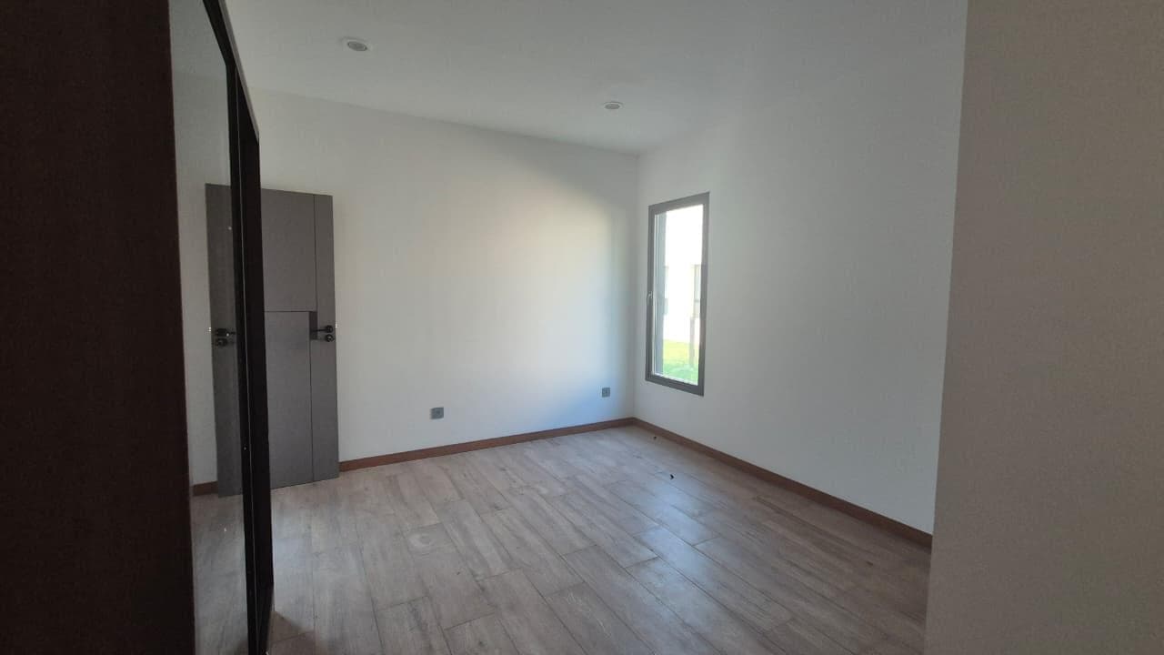 Designer Home in El Naudir