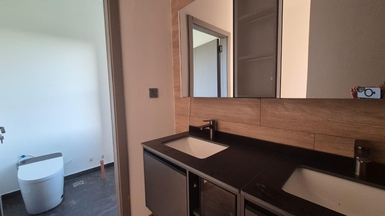 Designer Home in El Naudir