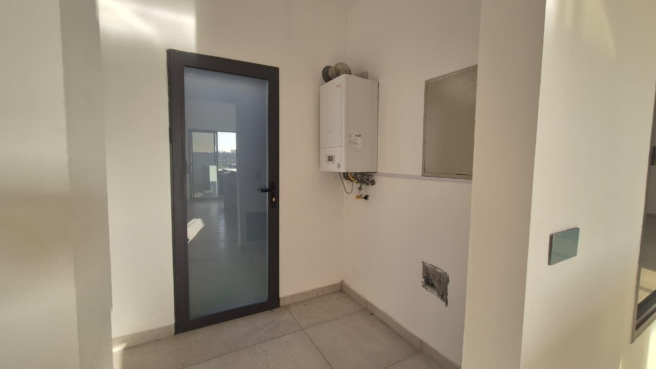 Designer Home in El Naudir