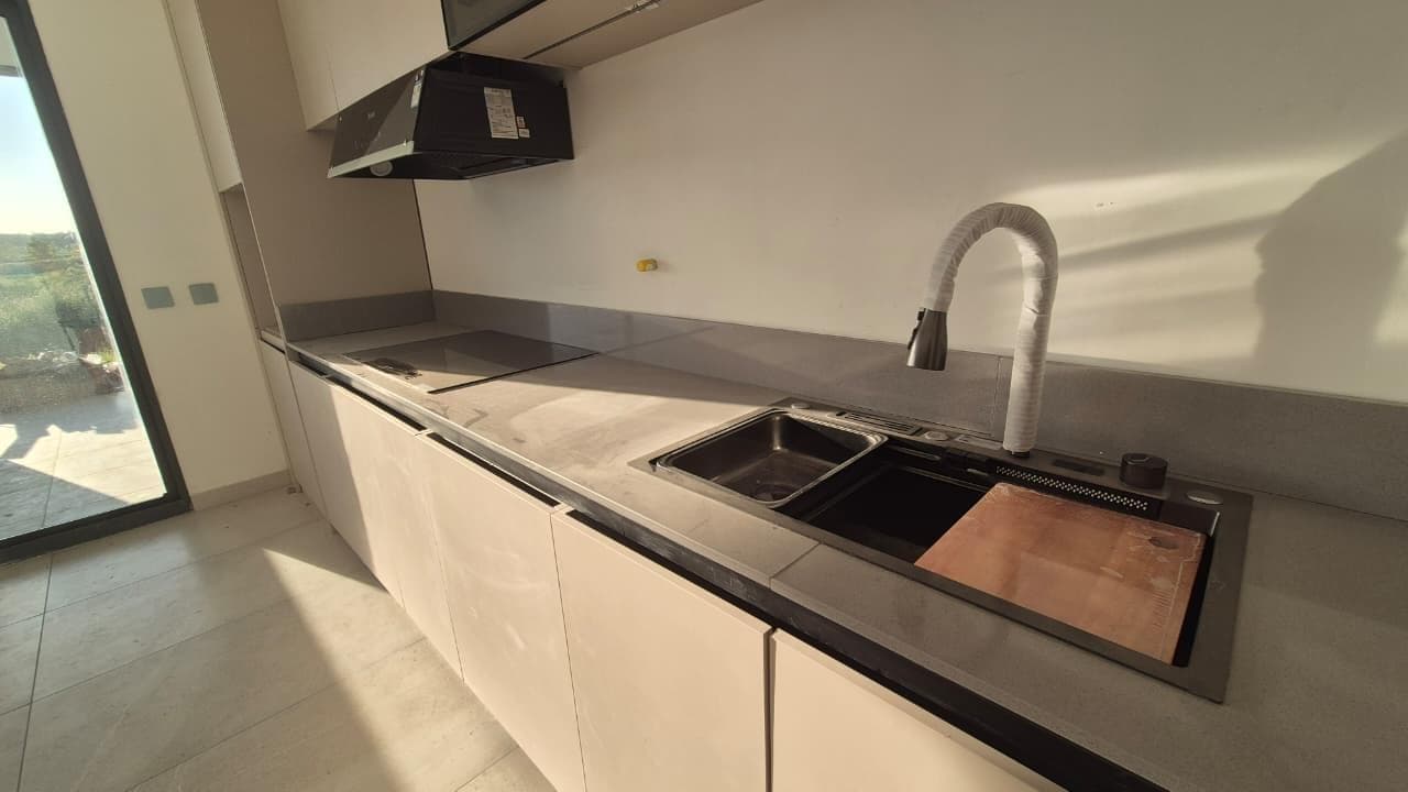 Designer Home in El Naudir