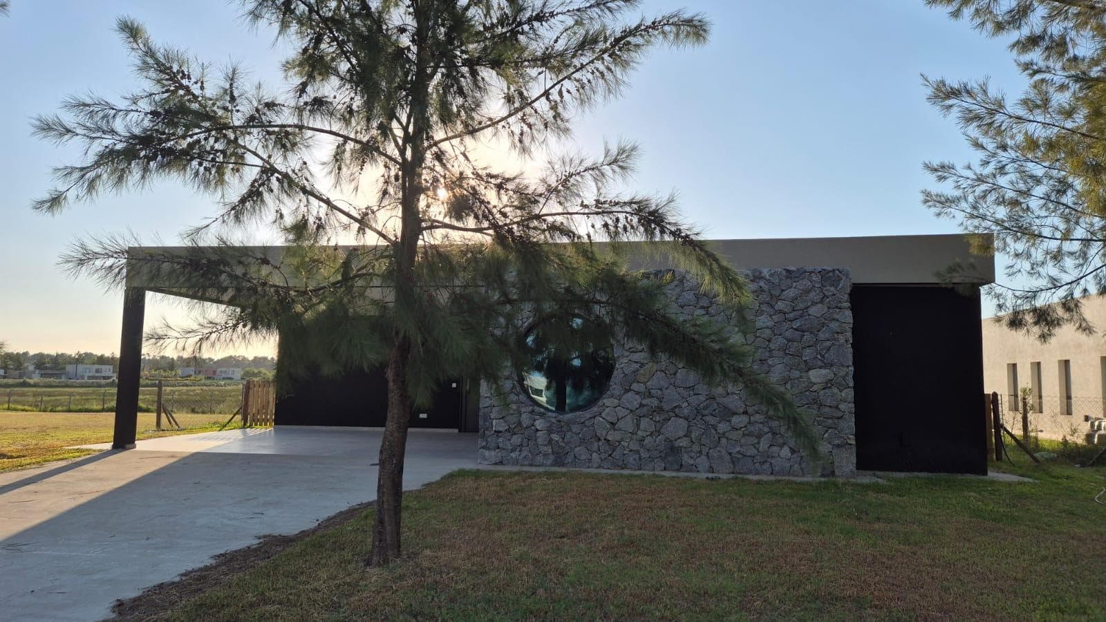 Designer Home in El Naudir
