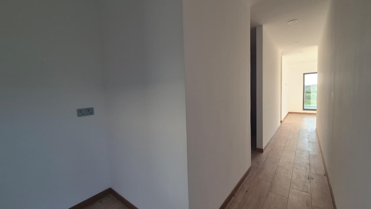 Designer Home in El Naudir