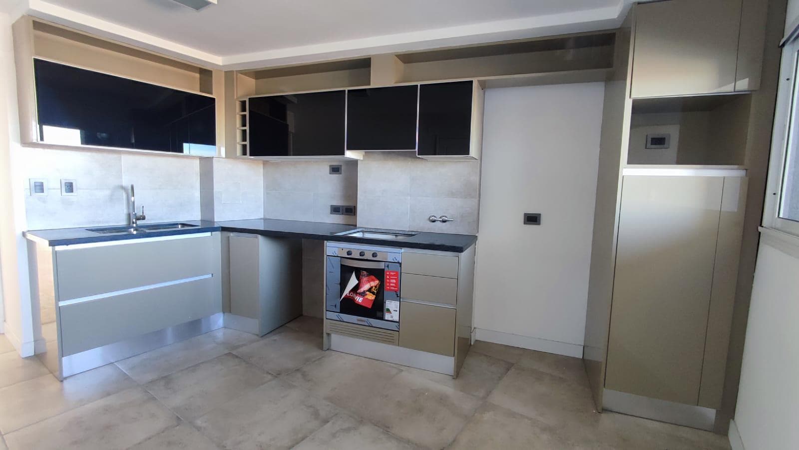 FOR SALE/EXCHANGE - 2-bedroom apartment with amenities - Pichincha, Rosario.