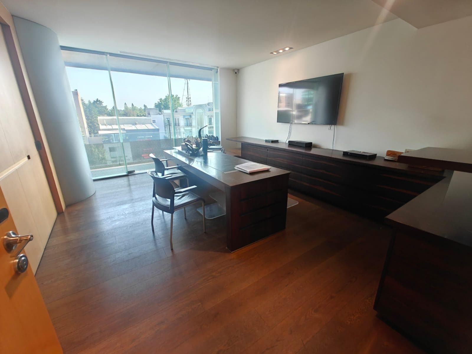 Office for Rent in Lomas de Chapultepec