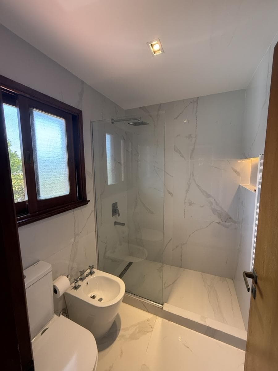 4-room house in the Los Horneros Condominium Complex