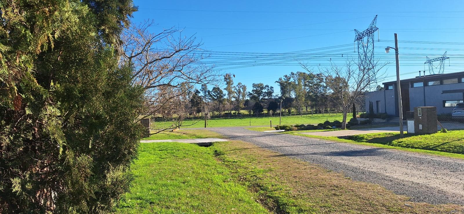 Central Lot of 1,080 m² - Altos de Manzanares