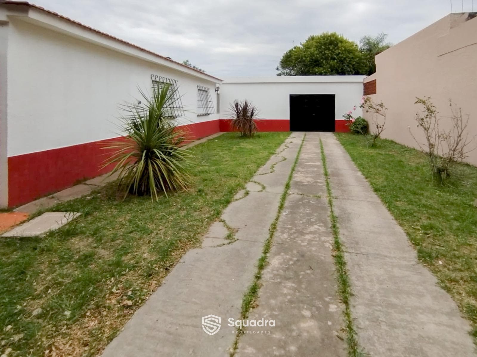 FOR SALE | TRADE - 3-bedroom house with garage and patio. Monje, San Jerónimo, Santa Fe.
