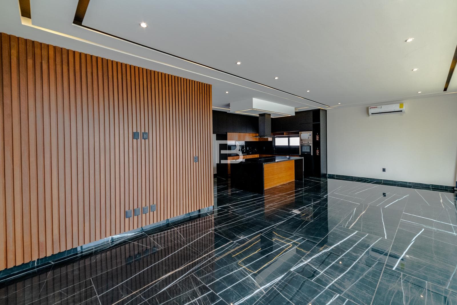House for Sale on Via Cumbres