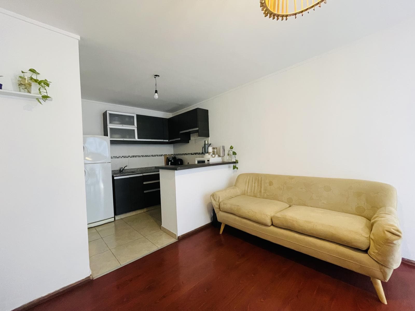 2-room apartment for sale in downtown Berazategui—qualifies for financing