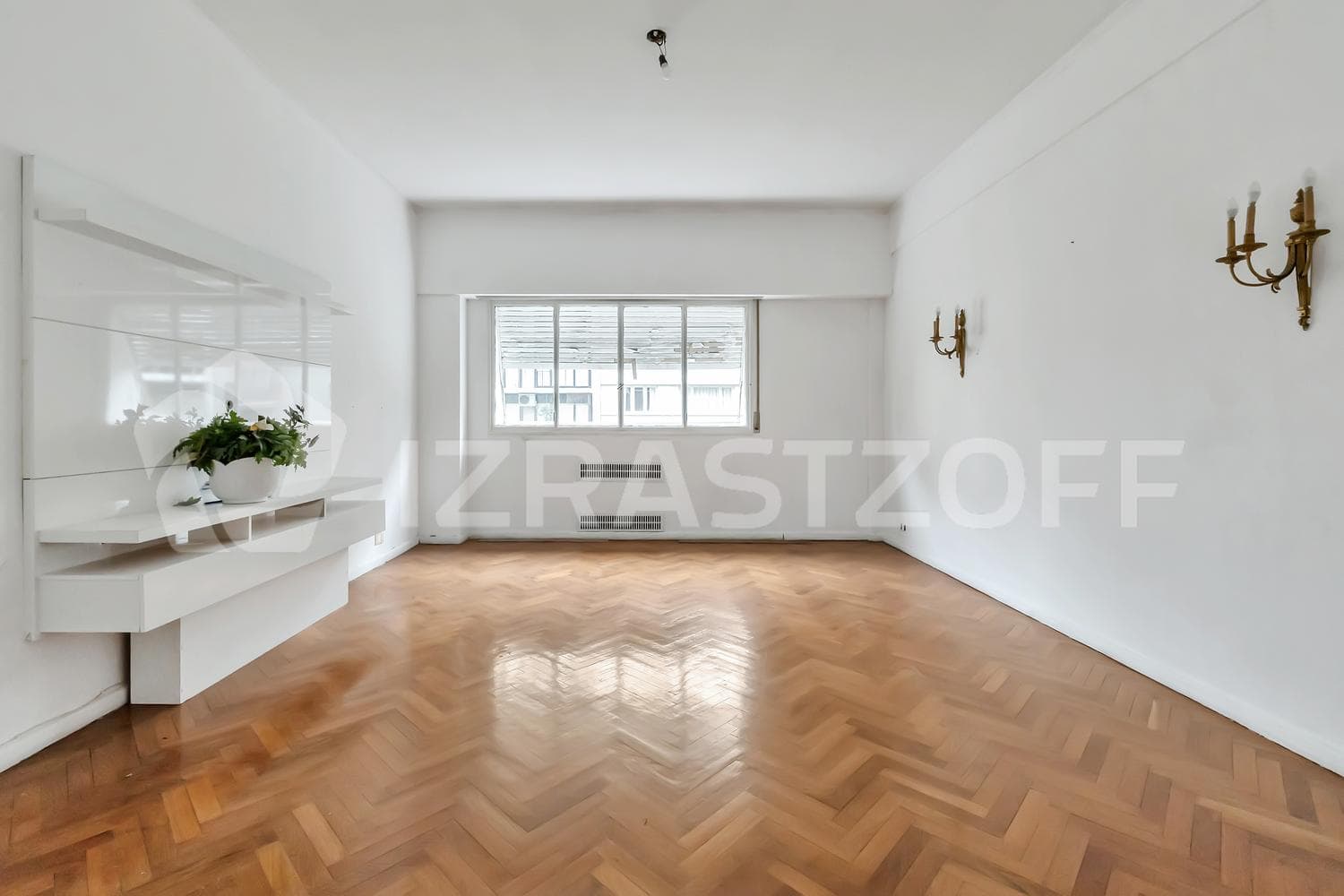 Apartment for sale in Recoleta, 5 rooms at the corner of Quintana and Callao