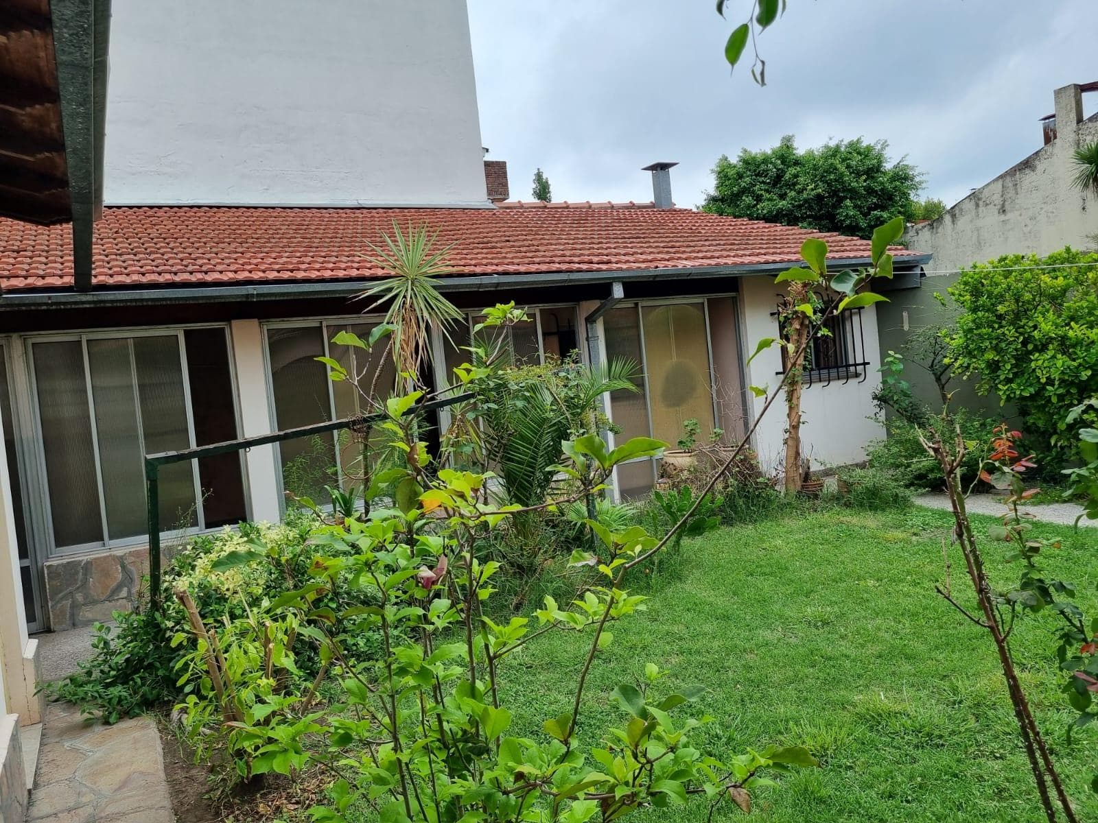 Lot in Temperley Oeste