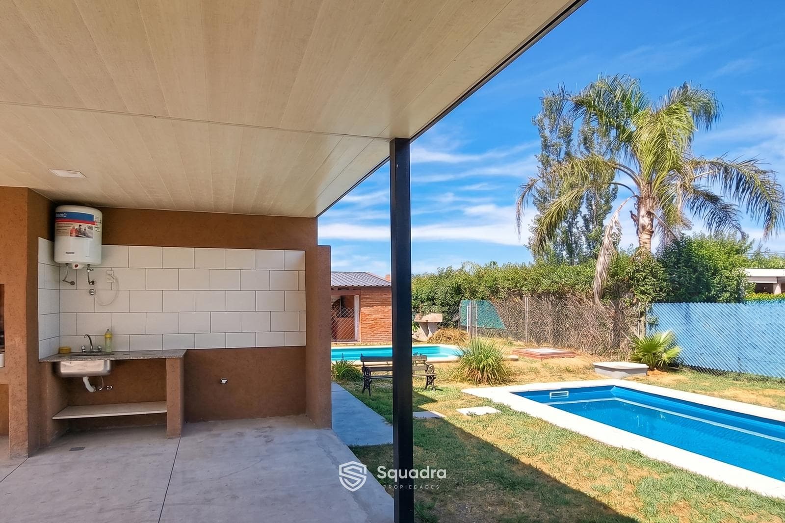 FOR SALE | TRADE - Barbecue area with pool. Very good quality - Punta Chacra - Roldán.