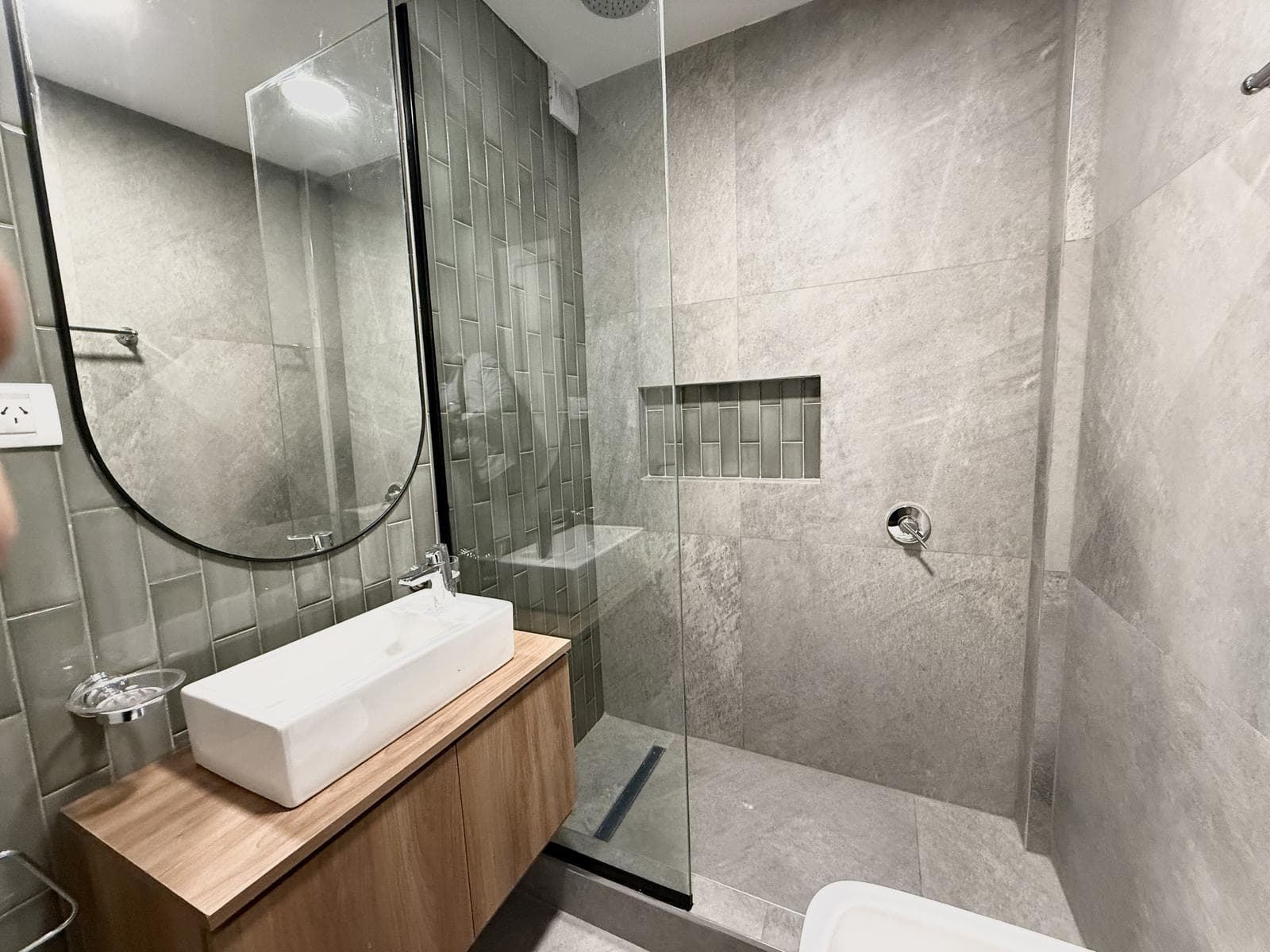 For Sale - 3-room apartment - Renovated and furnished