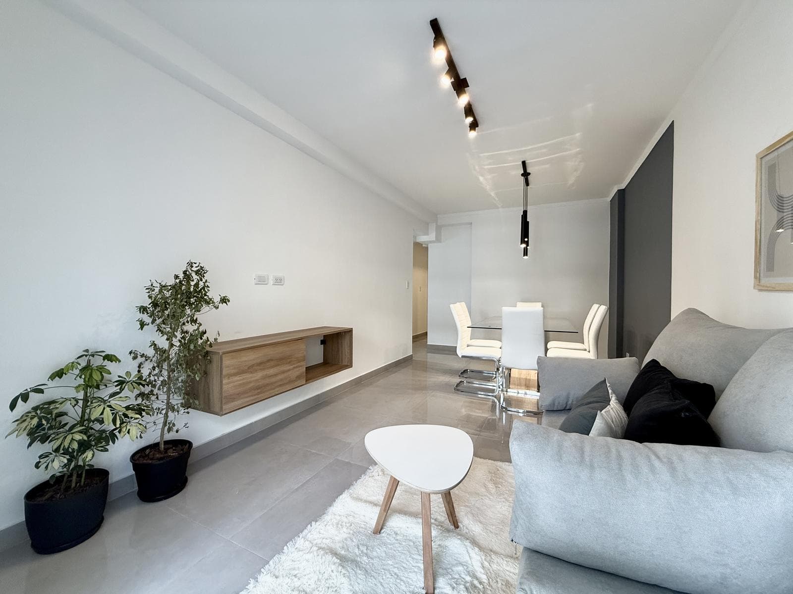 For Sale - 3-room apartment - Renovated and furnished