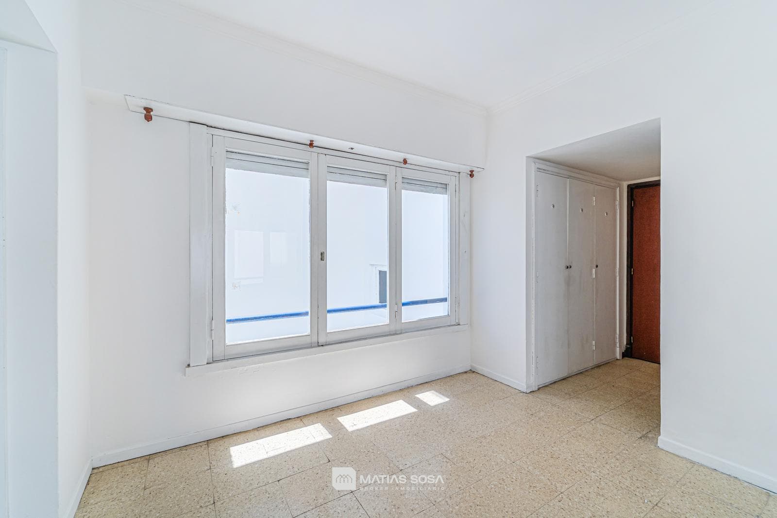 For Sale - 2-Room Apartment - Downtown