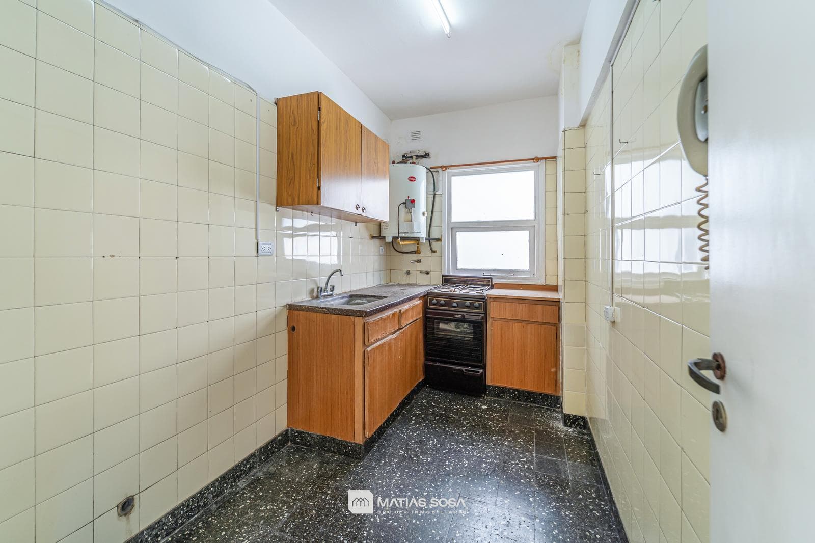 For Sale - 2-Room Apartment - Downtown