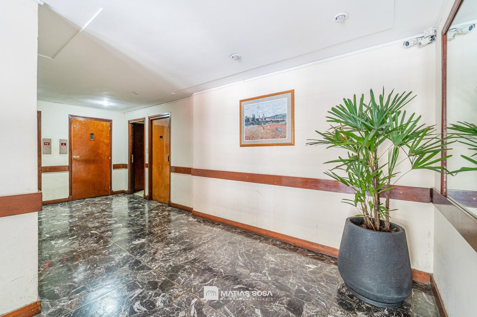 For Sale - 2-Room Apartment - Downtown
