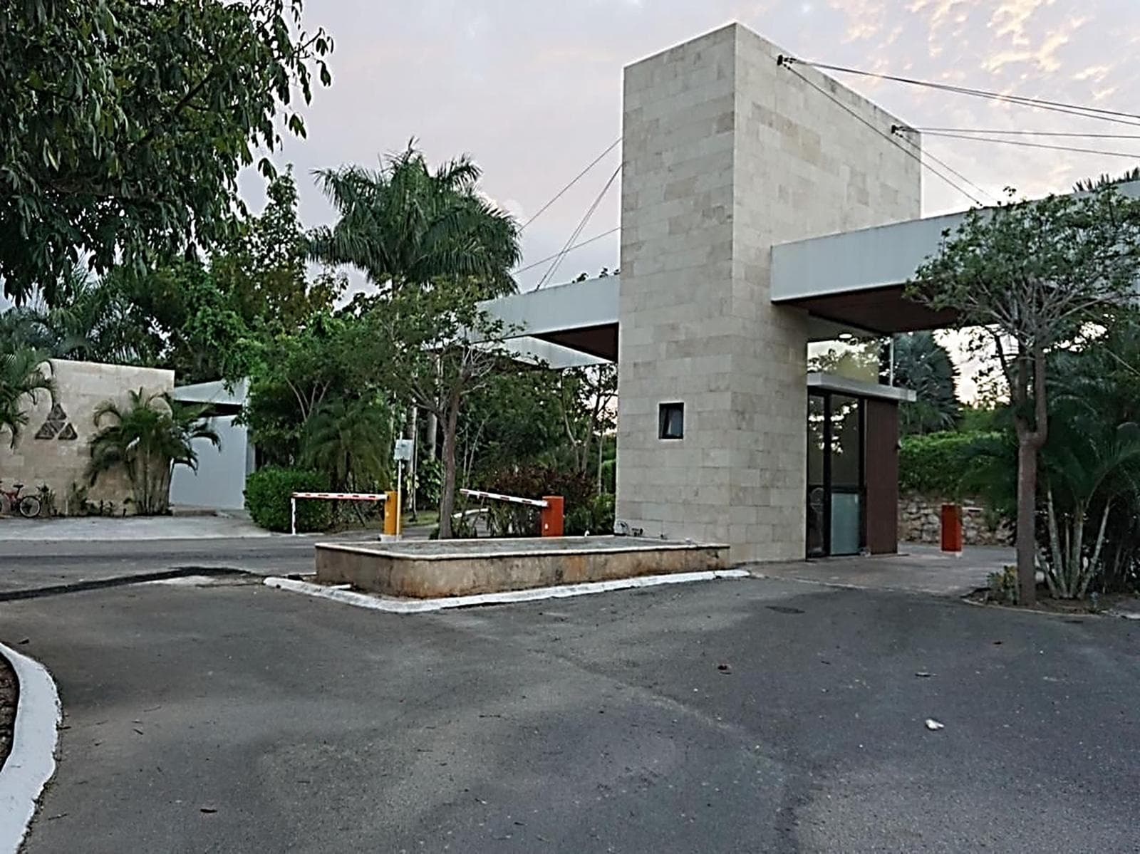House on Privada Chaactun Chablekal. Country Area