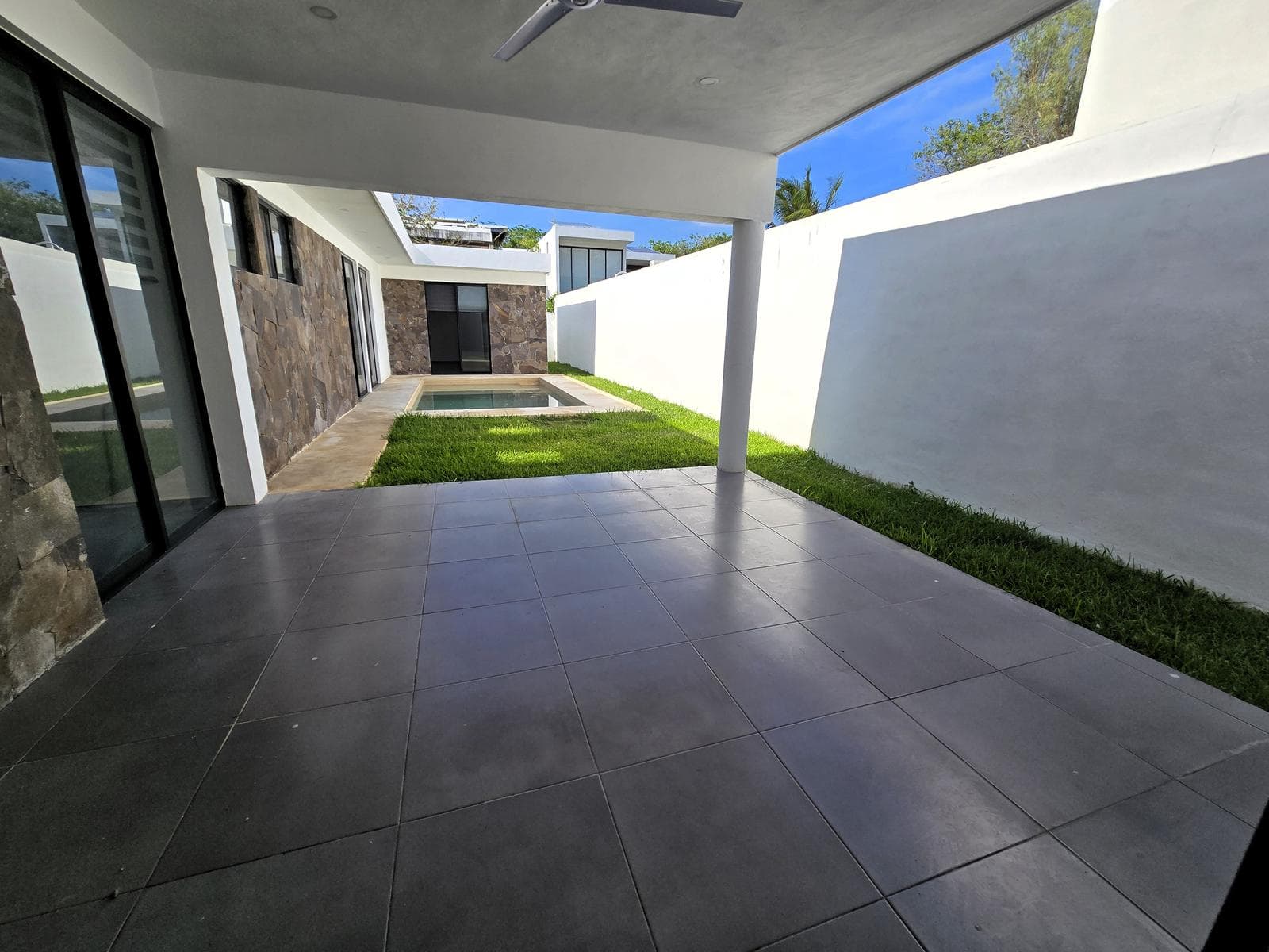 House on Privada Chaactun Chablekal. Country Area