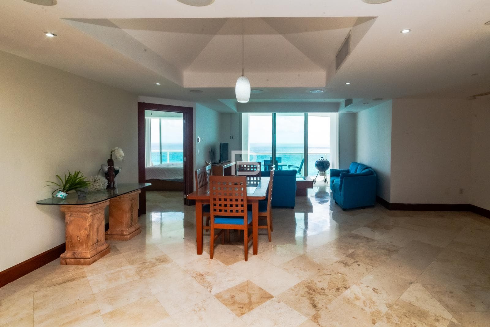Bay View Grand: Furnished Apartment for Rent