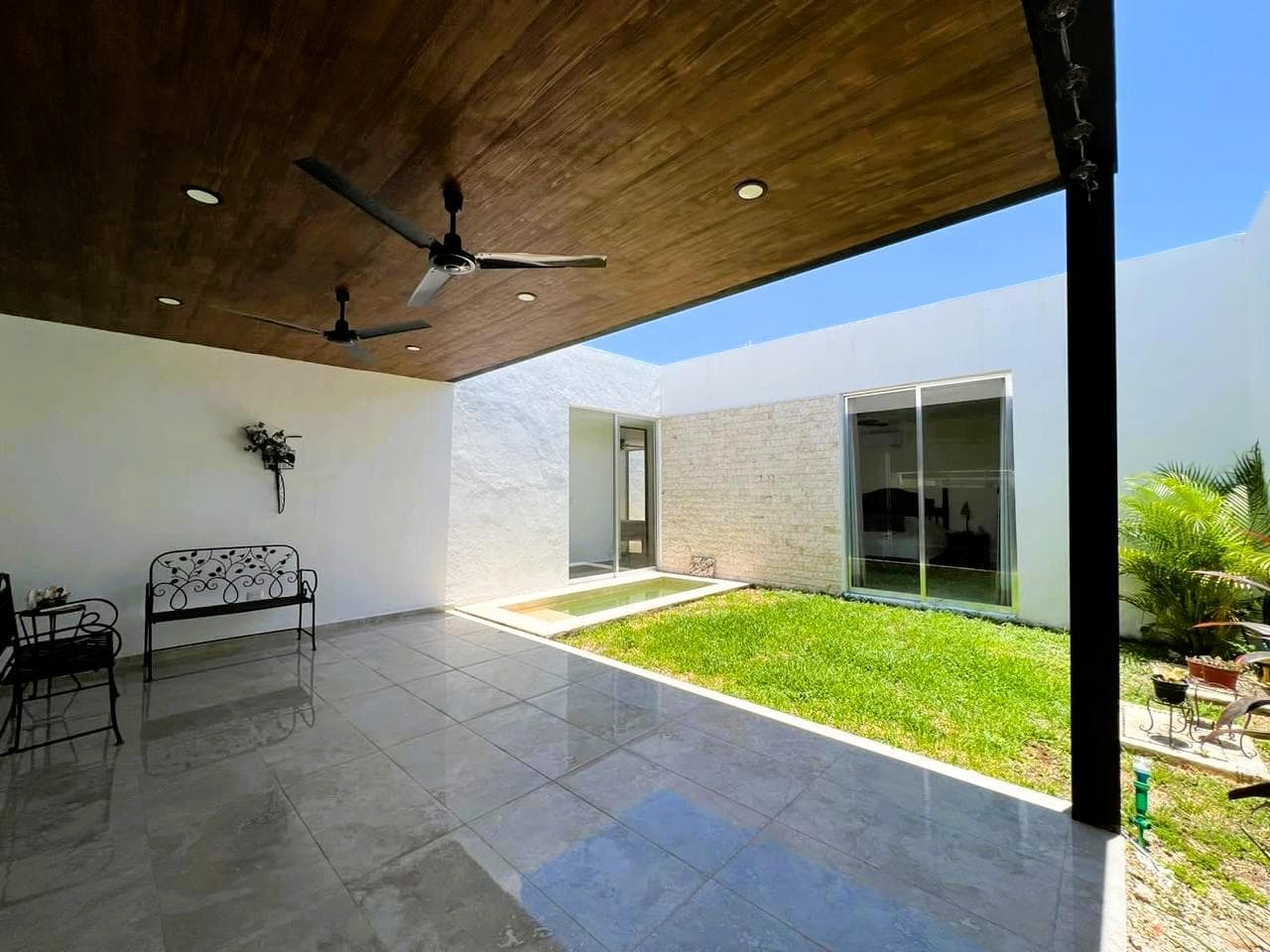 Residence for Rent on Privada El Origen in Xcanatun