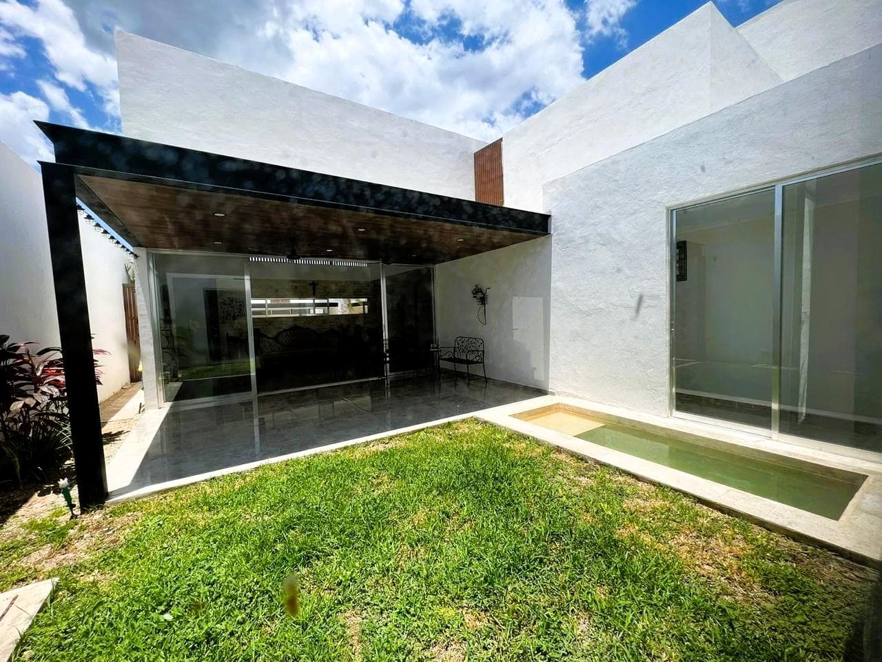 Residence for Rent on Privada El Origen in Xcanatun