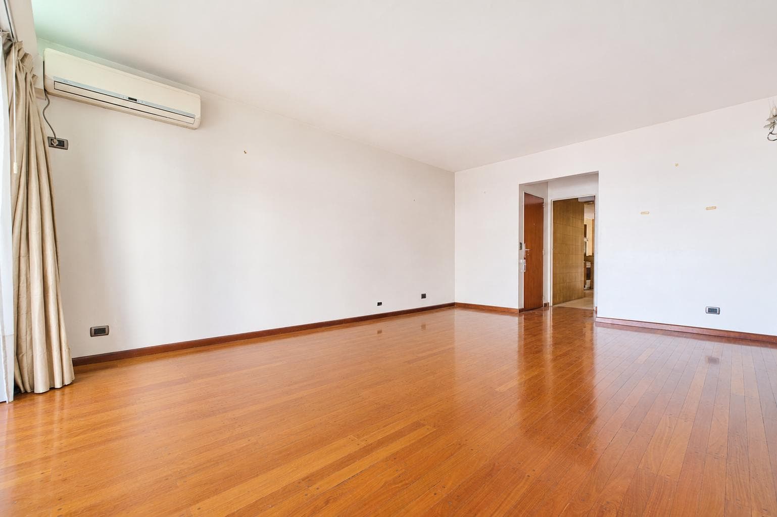 4-room apartment for sale with a balcony—very bright - Congreso