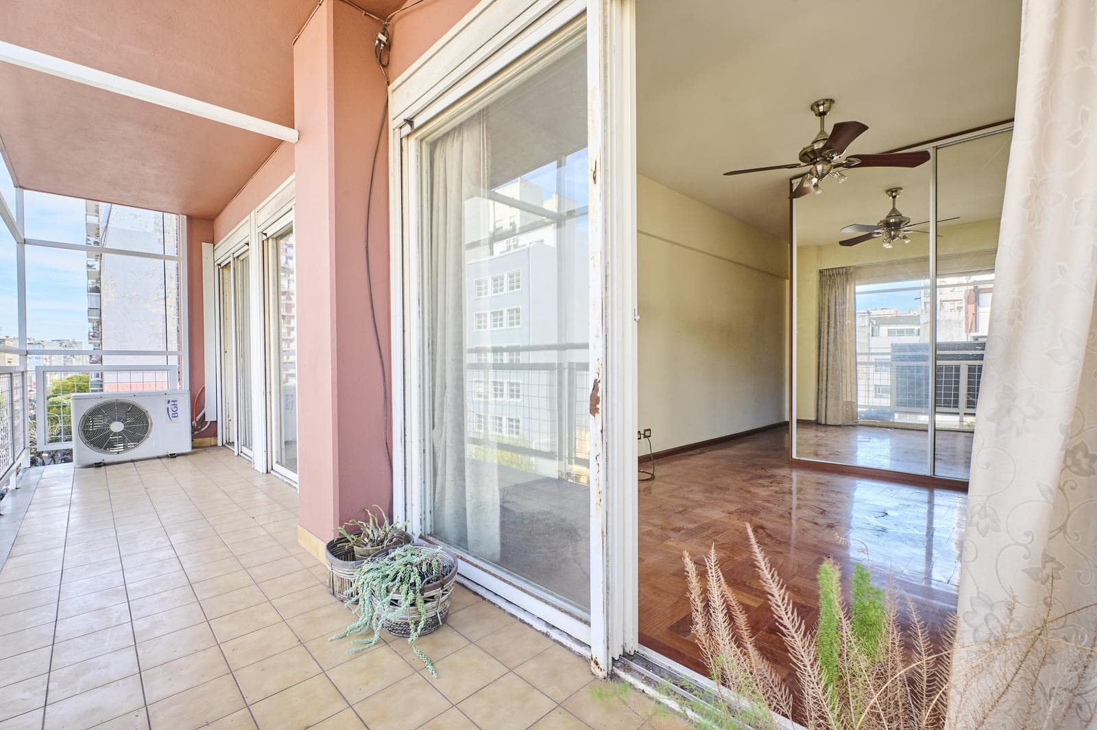 4-room apartment for sale with a balcony—very bright - Congreso