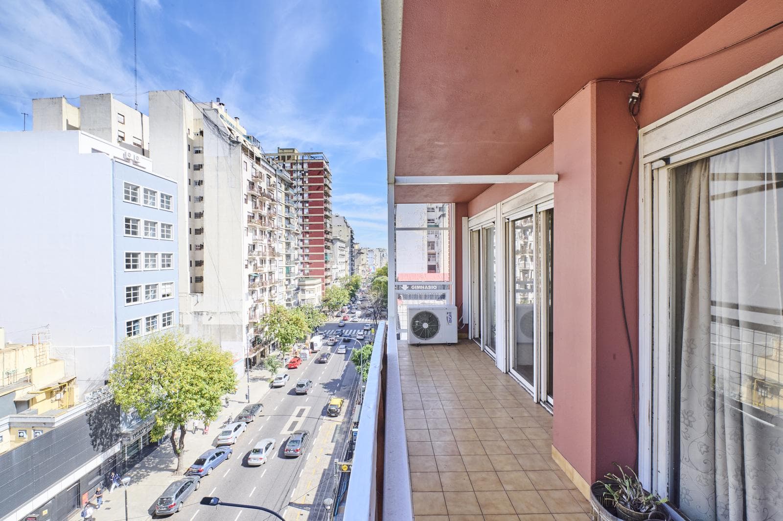 4-room apartment for sale with a balcony—very bright - Congreso