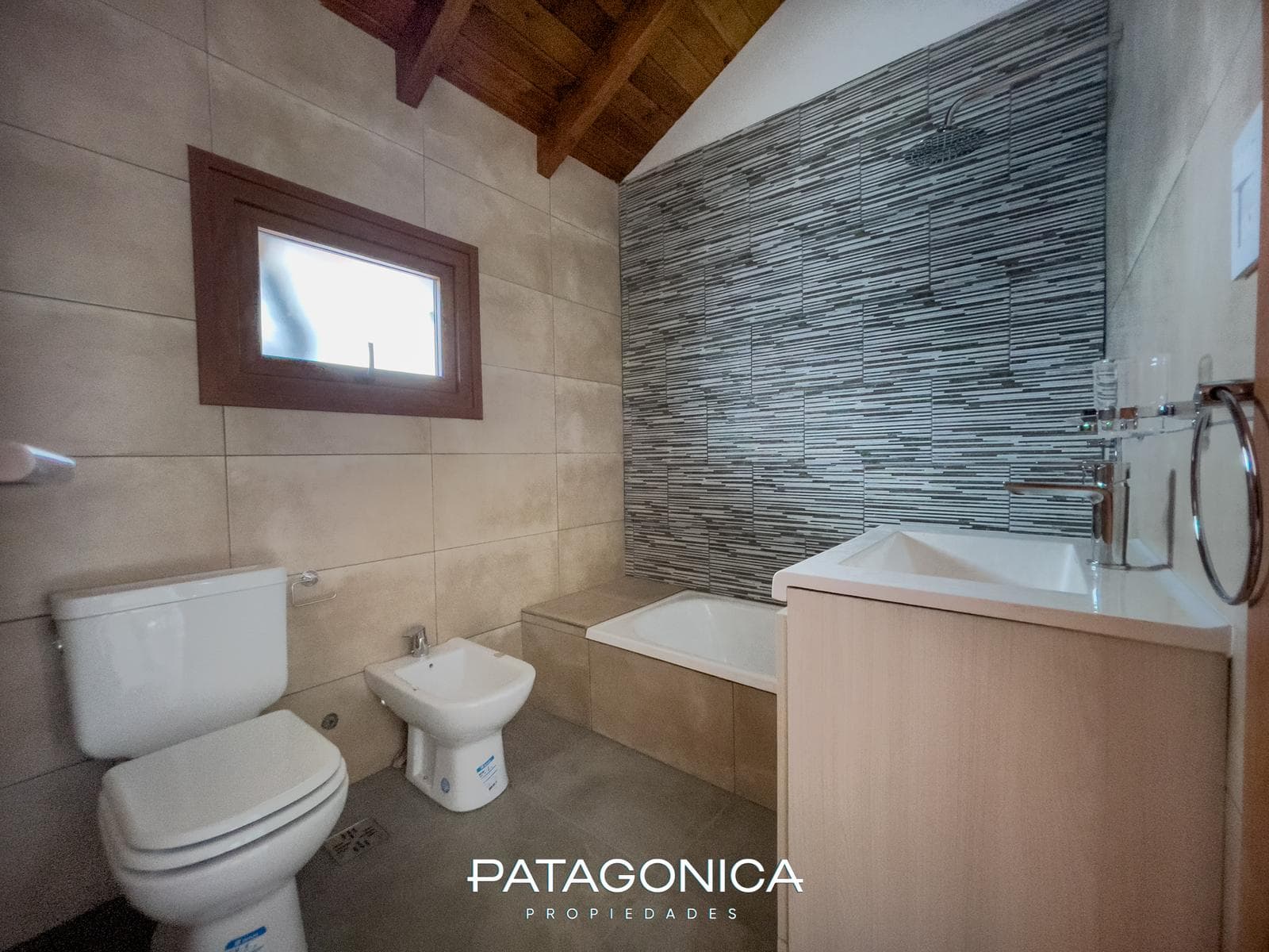 3-ROOM APARTMENT FOR SALE, 94 m², CENTRO/CENTRO, VILLA LA ANGOSTURA