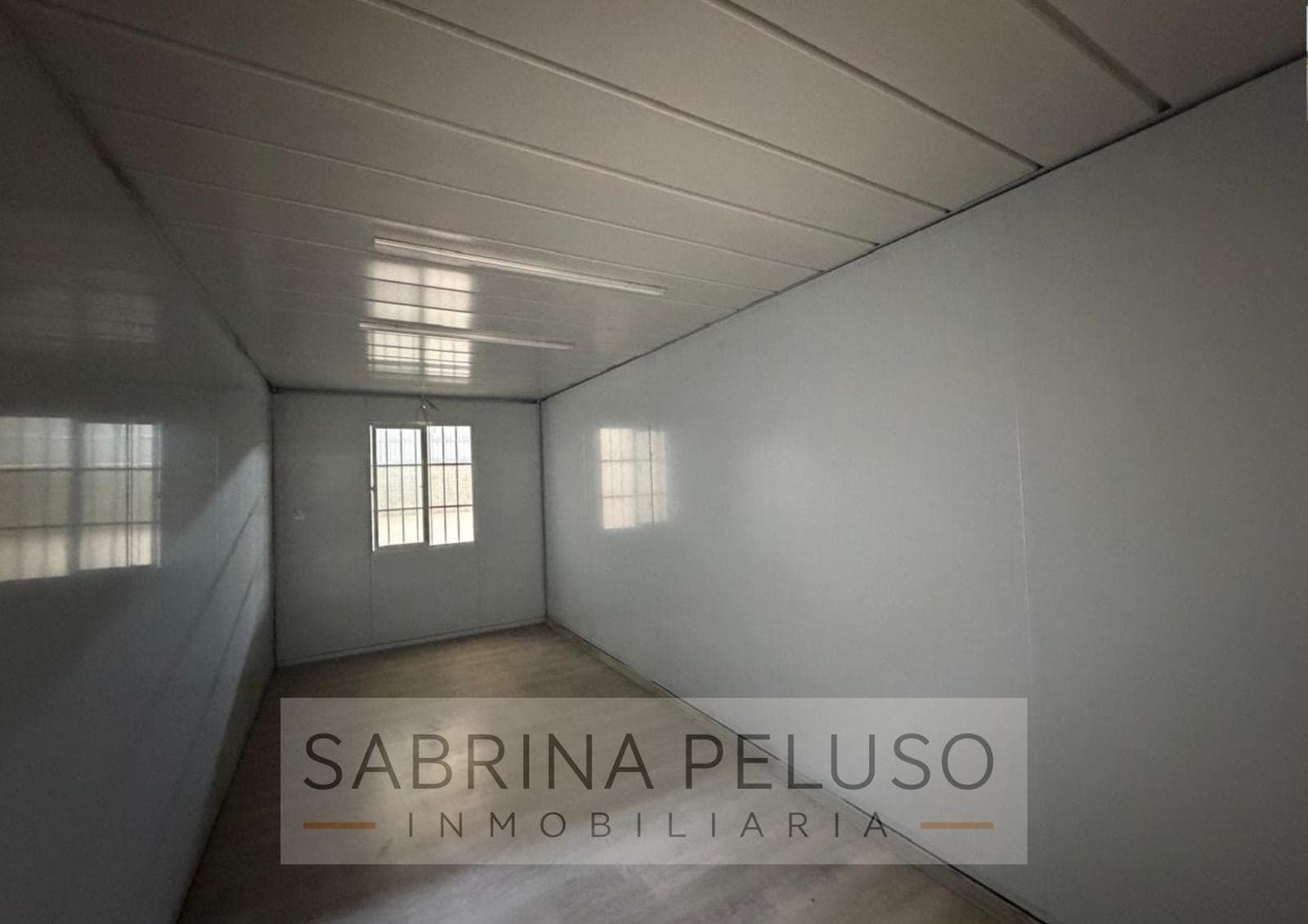 FOR SALE: Warehouse in the Moreno Industrial Park (PIM)
