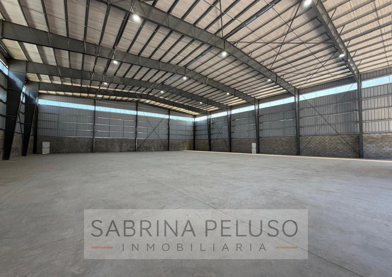 FOR SALE: Warehouse in the Moreno Industrial Park (PIM)