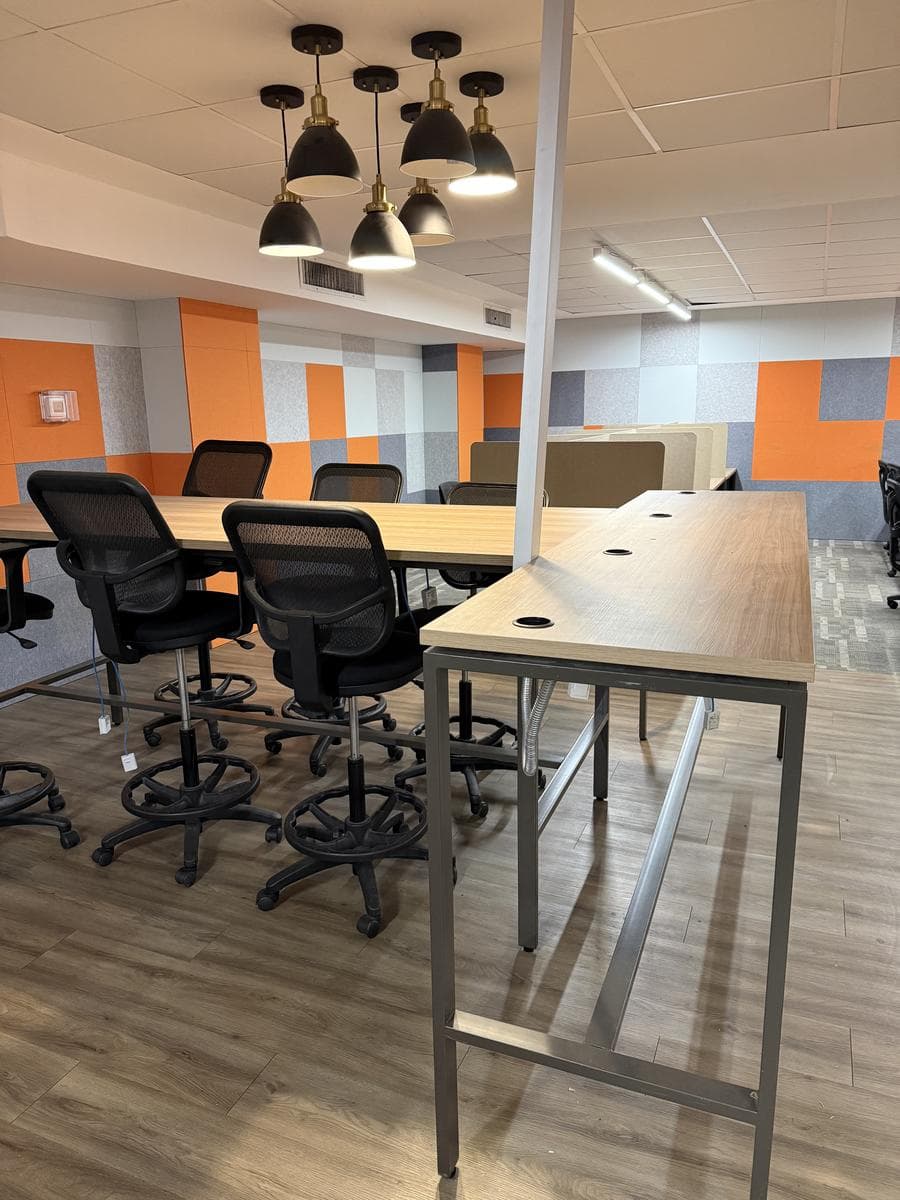 FULLY EQUIPPED AND FURNISHED OFFICE