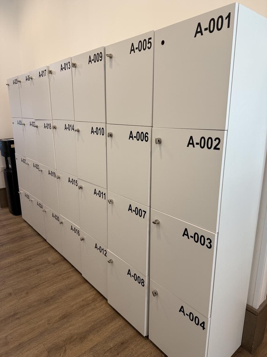 FULLY EQUIPPED OFFICE FOR RENT