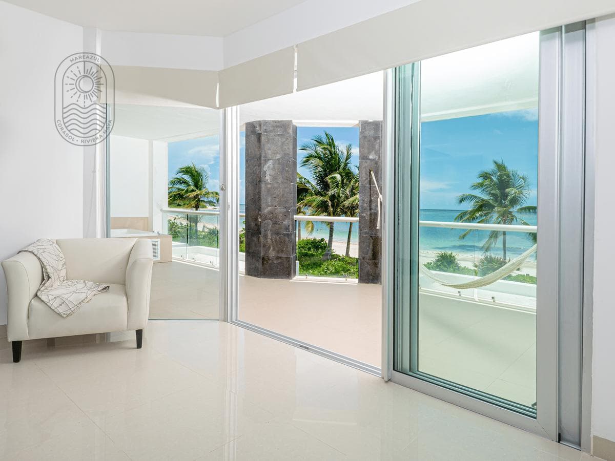 Incredible 3-Bedroom Apartment for Sale in a Luxury Condo Near the Ocean P3984