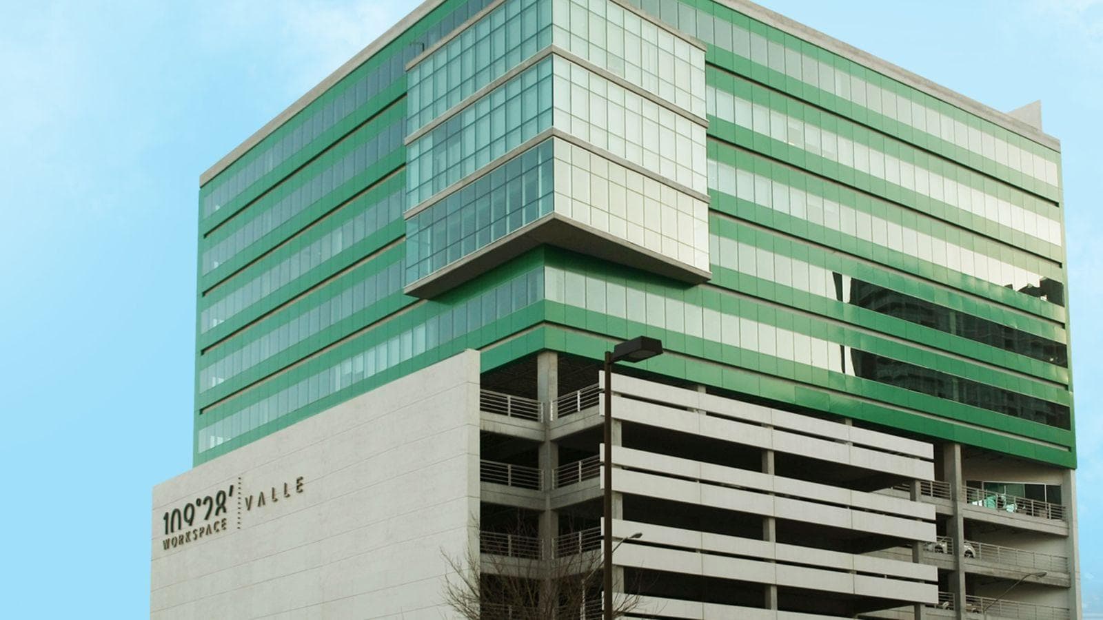 OFFICE FOR SALE IN VALLE ORIENTE, MONTERREY