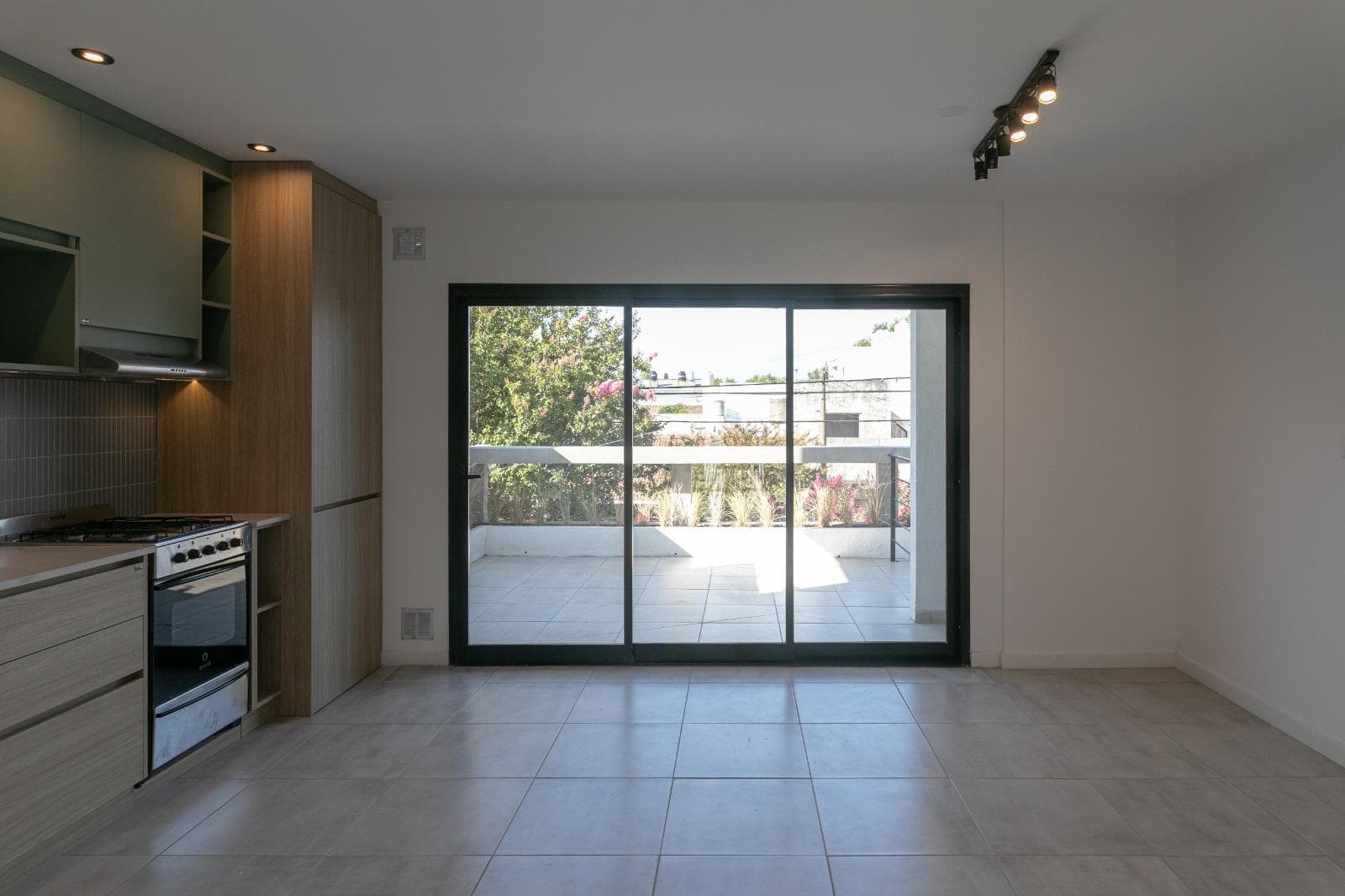 For Sale - Condominium - Brand new - Balcony, terrace, and grill - 2 rooms - San Jose