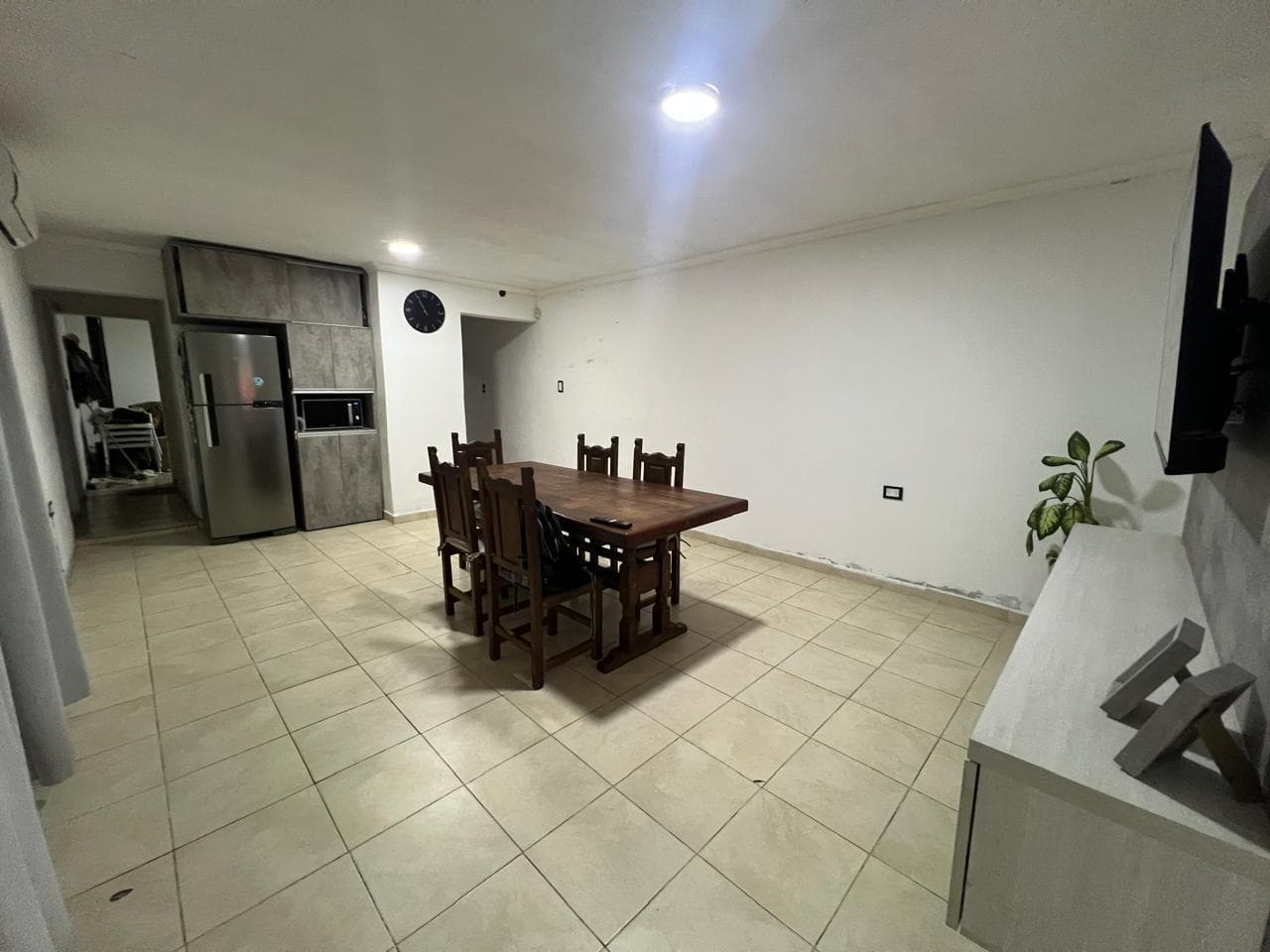 House for Sale: 3 Bedrooms, Panamericano Neighborhood