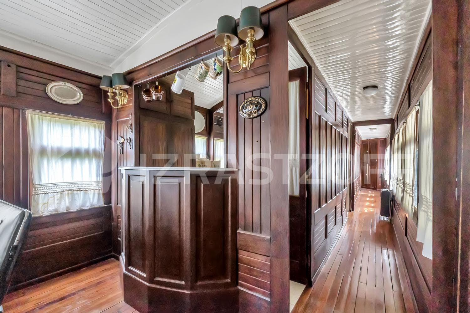 Casa en venta en Los Eucaliptus, 2 dormitorios, jardin y pileta.