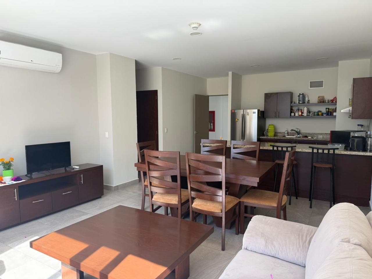 FULLY EQUIPPED AND FURNISHED APARTMENT FOR RENT IN VALLE PONIENTE