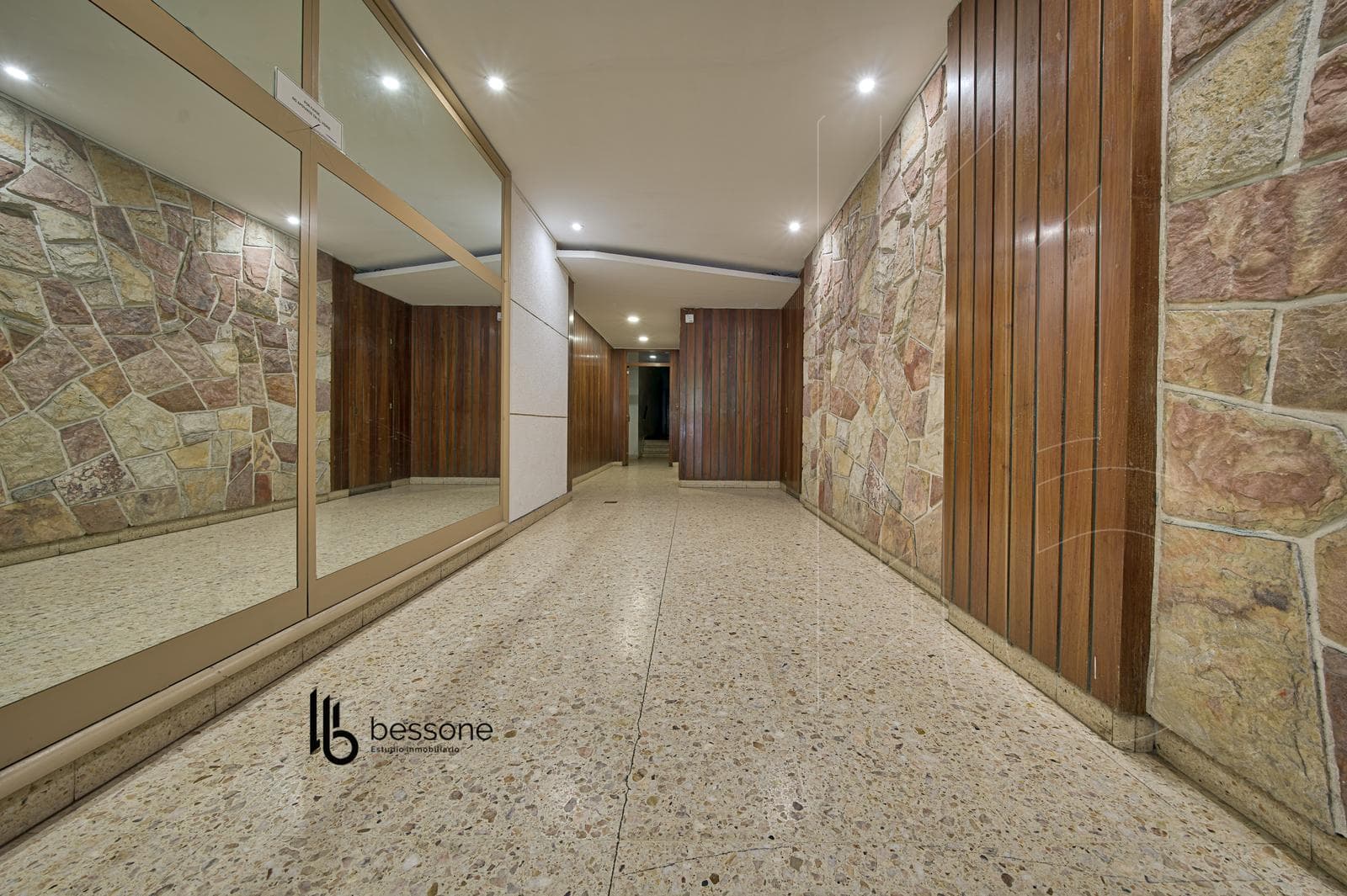 Departamento Un Ambiente Reciclado Amoblado Luminoso Plaza Mitre