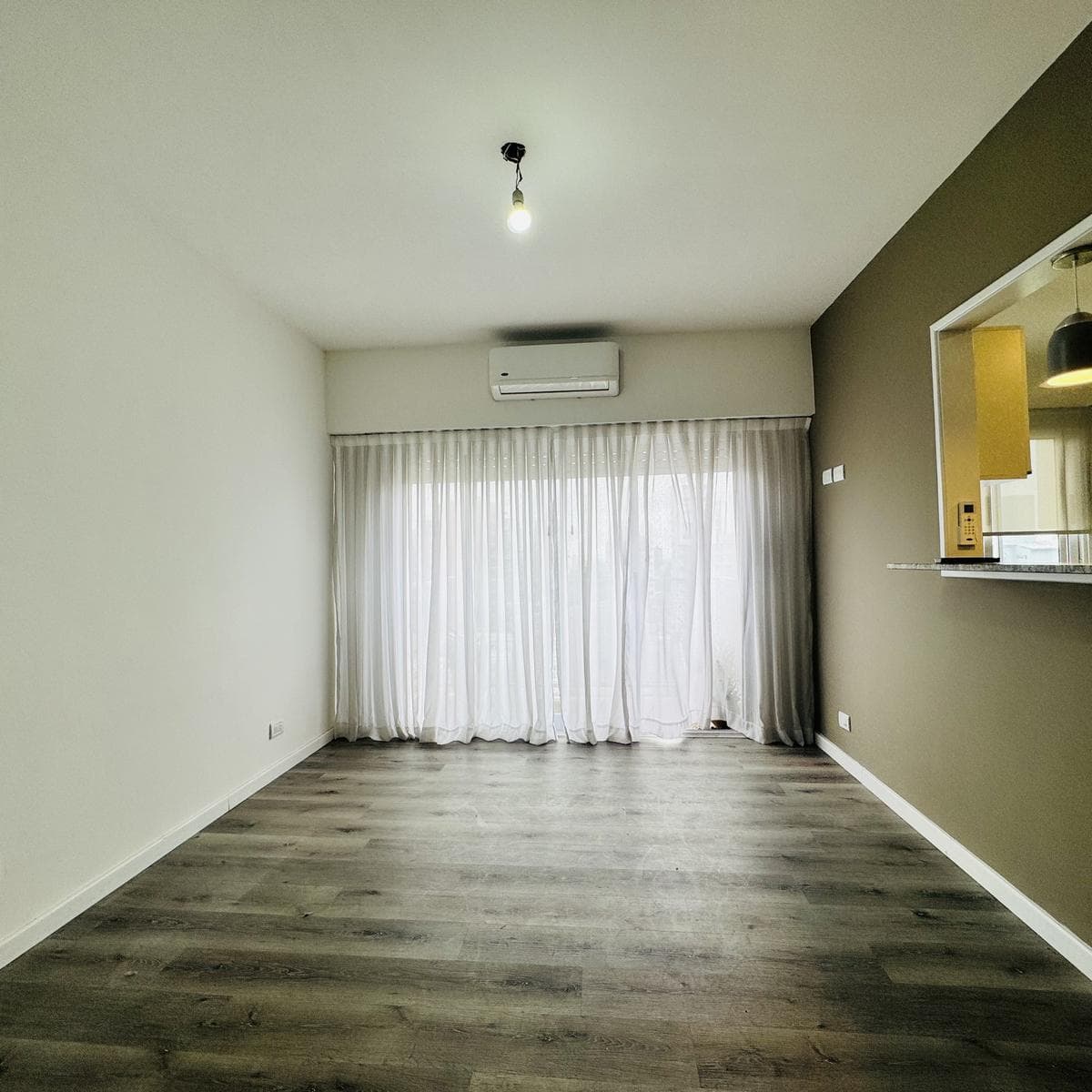 2-room apartment for sale in downtown Quilmes; Financing available