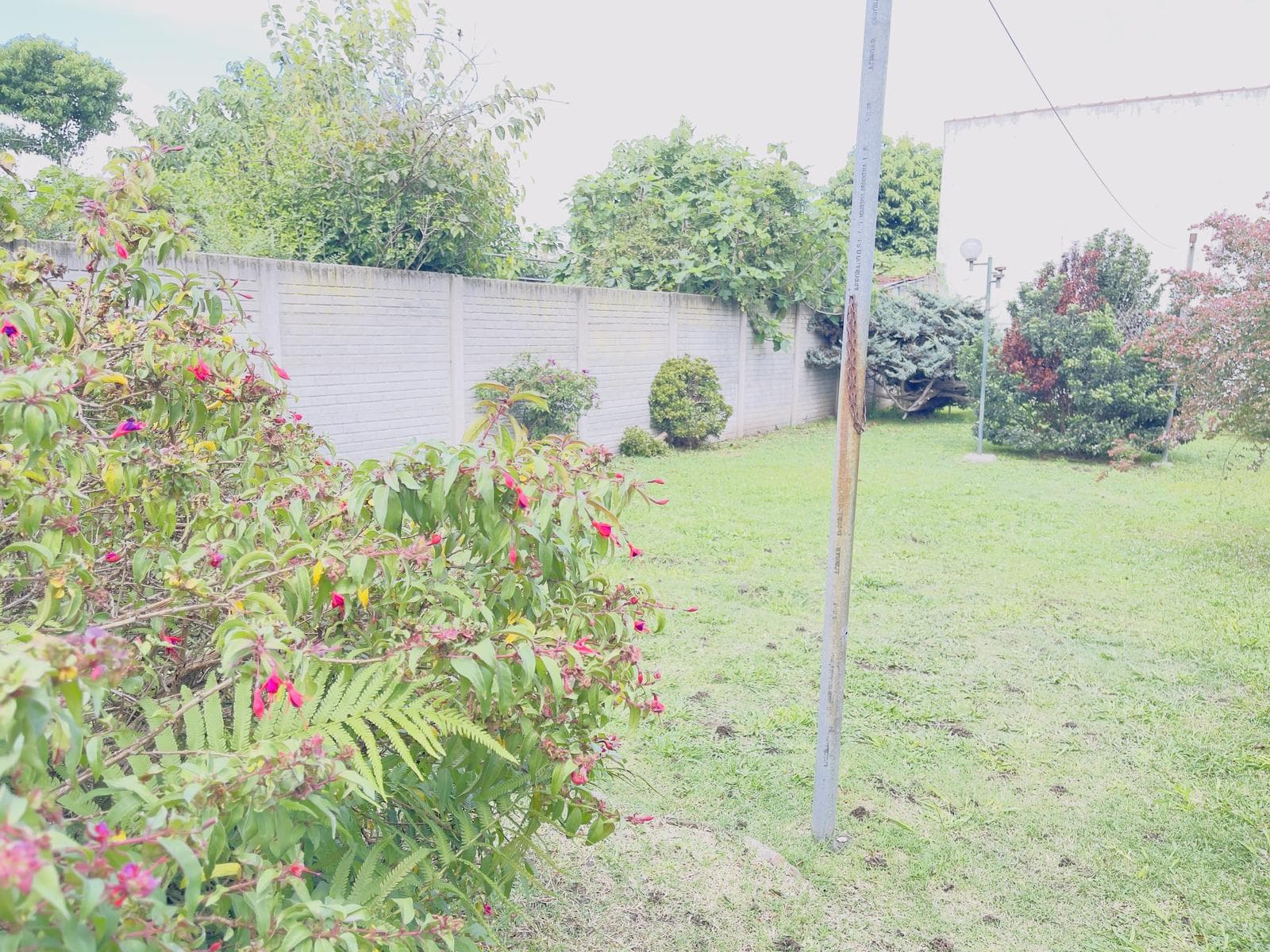 3-Bedroom House for Sale with a Large Yard and Garage in Berazategui