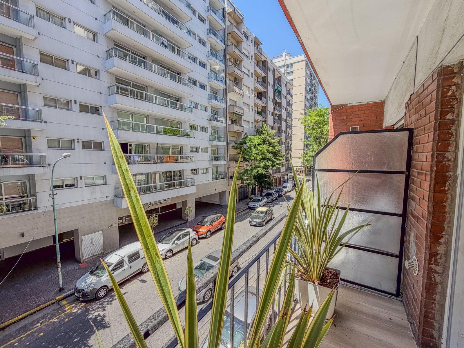 For Sale - 3 rooms - Renovated and furnished - Street-facing with a balcony